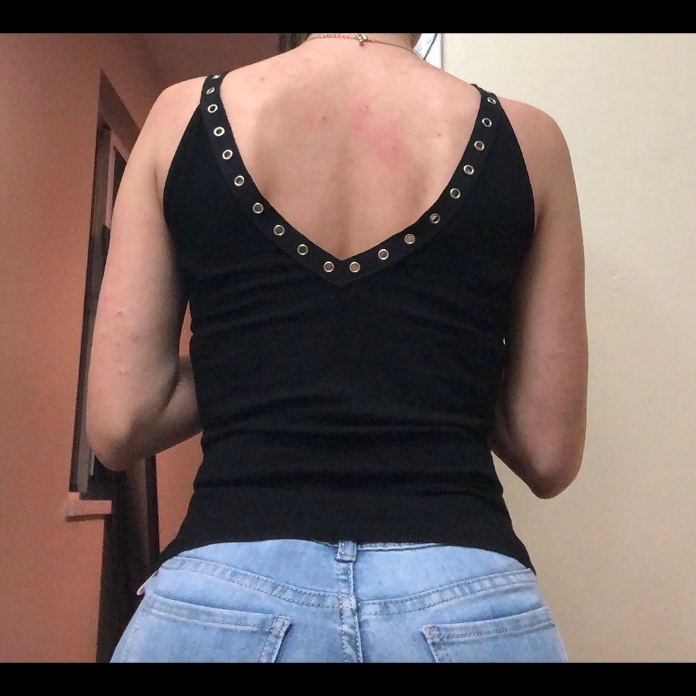 Tops - Picture 2 of 3